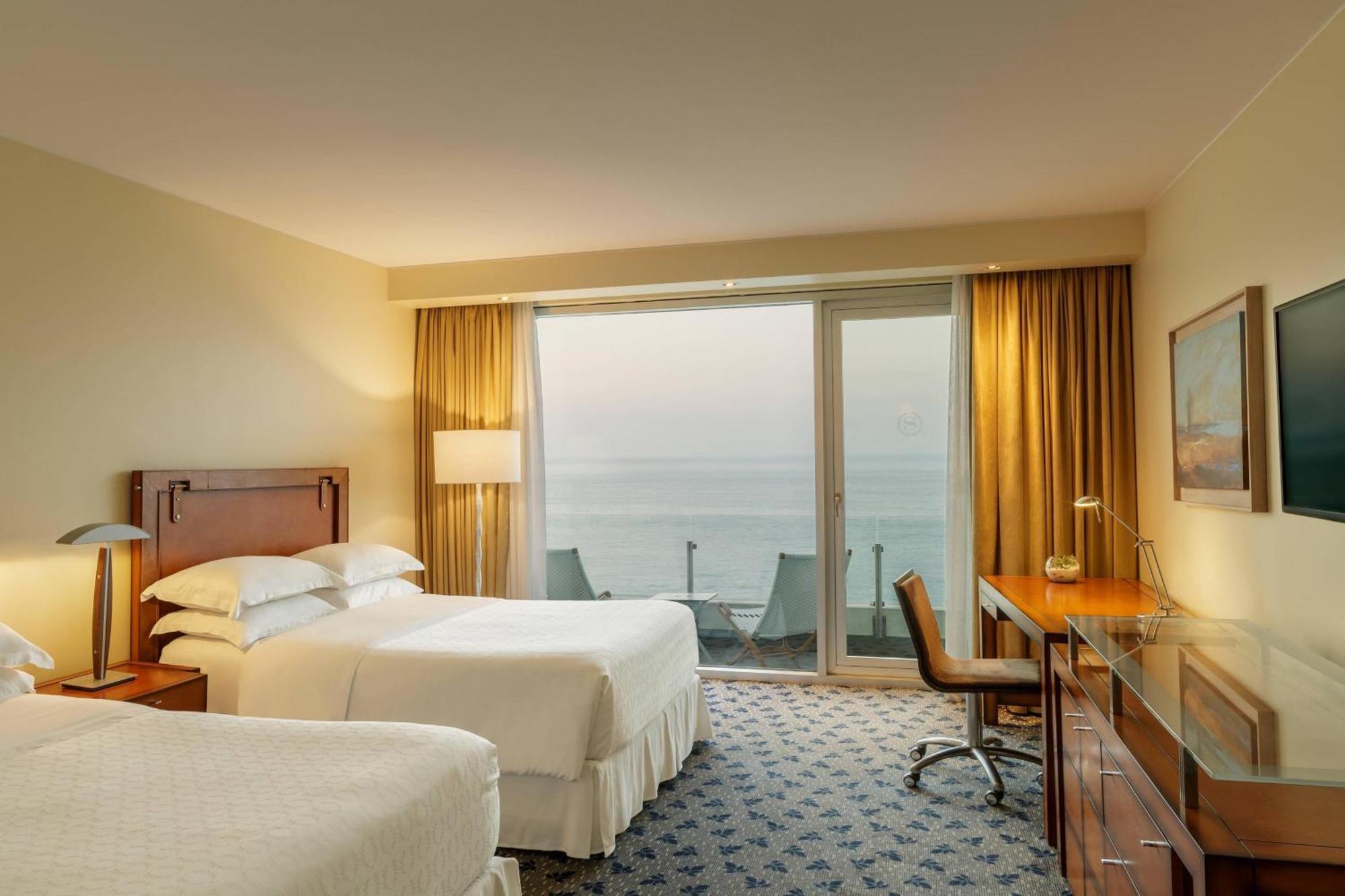 Sheraton Miramar Hotel & Convention Center Βίνα Ντελ Μαρ Εξωτερικό φωτογραφία A guest room at the Hilton Alexandria